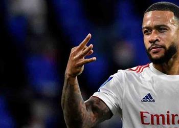 صوة خطوة جديدة من ليون لإبعاد ديباي عن برشلونة