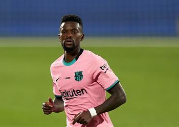 سيميدو يقترب من الرحيل عن برشلونة إلى الدوري الإنجليزي