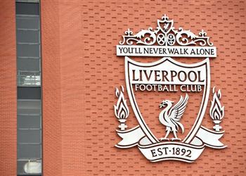 رسمي ا ليفربول يعلن رحيل مدافعه إلى وولفرهامبتون