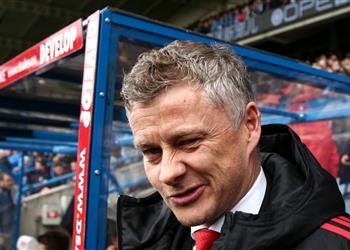 سولشاير يكشف سبب الدفع بـ دي خيا أساسي ا وغياب فان دي بيك ضد كريستال بالاس