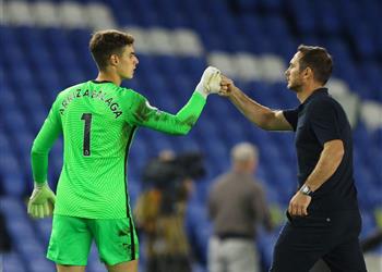 هل يشارك كيبا أمام بارنسلي بعد خطئه الفادح ضد ليفربول لامبارد يكشف