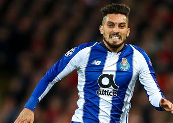 مدرب بورتو يلمح لاقتراب رحيل تيليس وسط ترقب مانشستر يونايتد