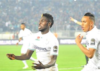 وكيل بن مالانجو يرد على أنباء مفاوضات الأهلي لضمه