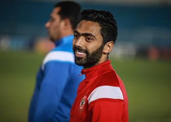 حسين الشحات أرفض هجوم جماهير الأهلي ضد شيكابالا ولا أعلم سبب رحيل رمضان صبحي