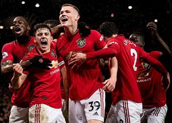 مانشستر يونايتد يتخذ قرار ا تجاه مستقبل موهبته بعد اهتمام ليدز يونايتد