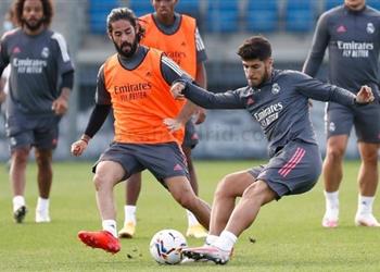 تقارير مدافع ريال مدريد يقترب من الرحيل قبل نهاية الميركاتو الصيفي