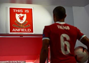 ألكانتارا توريس حذرني من لمس أحد معالم أنفيلد قبل انضمامي لـ ليفربول