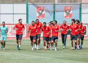 مران الأهلي جلسة بين عبد الحفيظ وفايلر وتحليل كورونا للاعبين