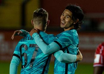 فيديو في غياب محمد صلاح ليفربول يكتسح لينكولن بسباعية ويتأهل لدور الـ16 بكأس الرابطة