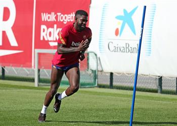 بعد غياب 85 يوم ا أومتيتي يعود لتدريبات برشلونة