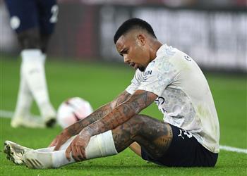 جيسوس يصدم جوارديولا ويزيد متاعب مانشستر سيتي