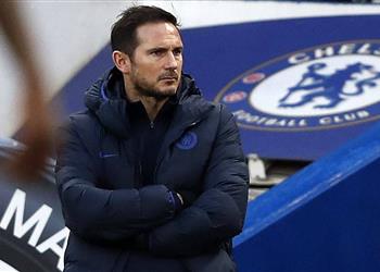 لامبارد يفسر سبب منح شارة قيادة تشيلسي لـ تياجو سيفا واستبعاد كيبا