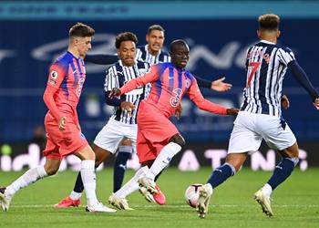 فيديو حجازي يغيب عن تعادل مثير بين تشيلسي ووست بروميتش بثلاثية في الدوري الإنجليزي