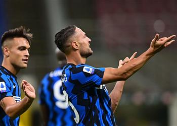 فيديو إنتر ميلان يحول تأخره إلى فوز قاتل برباعية أمام فيورنتينا