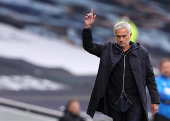 مورينيو لا أريد الحديث عن التحكيم حتى لا أعاقب وأدركت الآن الفرق بين توتنهام والأندية الأخرى