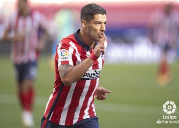 فيديو ثنائية سواريز تقود أتلتيكو مدريد للفوز بـ الستة أمام غرناطة في الليجا