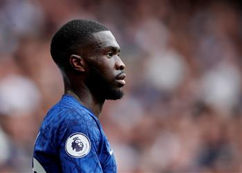 لامبارد يبلغ إدارة تشيلسي بتمسكه ببقاء توموري