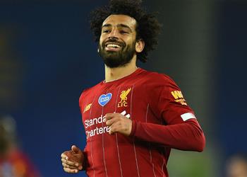 سوق المراهنات يرشح محمد صلاح لاقتناص الحذاء الذهبي في الدوري الإنجليزي