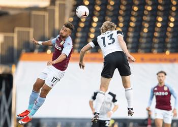 جماهير أستون فيلا تشيد بأداء تريزيجيه أمام فولهام لاعب من الدرجة الأولى