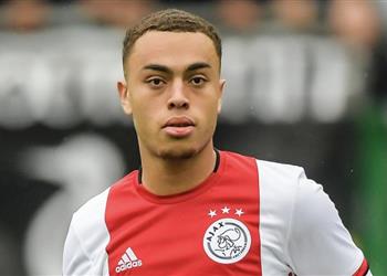 موندو أسطورة برشلونة كان مفتاح التفوق على بايرن ميونخ في صفقة ديست