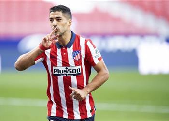 سواريز ي زين قائمة أتلتيكو مدريد لمباراة هويسكا في الدوري الإسباني