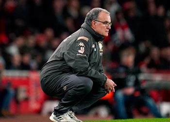 تقارير ليدز يتوصل لاتفاق مع بايرن ميونخ لضم نجمه الشاب