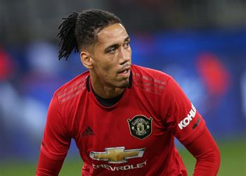 روما يقدم عرض ا أخير ا لشراء سمولينج من مانشستر يونايتد