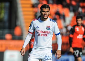 ليون يمنح فرصة جديدة لـ آرسنال لحسم صفقة عوار