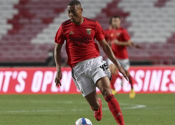 بيان رسمي بنفيكا يعلن انتقال فينيسيوس لـ توتنهام