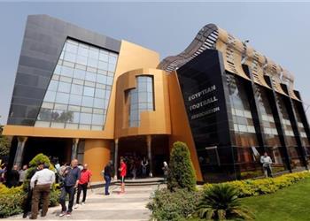 خاص الحكام يتقدمون بشكوى لـ اتحاد الكرة بسب تقنية الفار