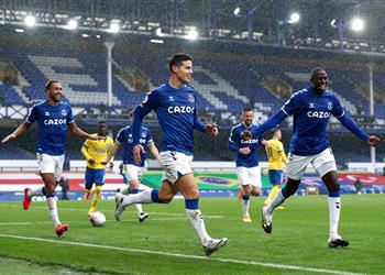 بالفيديو خاميس رودريجيز يواصل التألق ويقود إيفرتون للفوز برباعية أمام برايتون