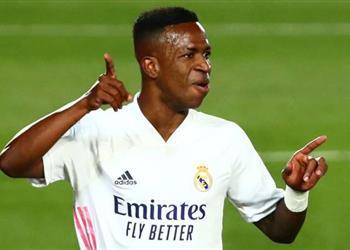 ريفالدو فينيسيوس الأخطر في هجوم ريال مدريد ويستحق أن يكون أساسي ا