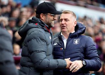 تعرف على معلق مباراة ليفربول وأستون فيلا اليوم في الدوري الإنجليزي