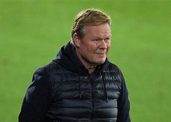 قائمة برشلونة لمباراة إشبيلية كومان يضم ديست