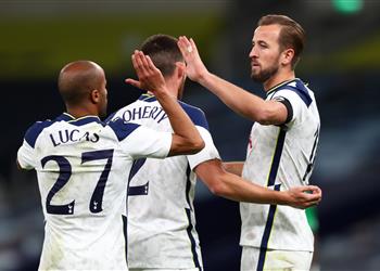 فيديو مورينيو يقود توتنهام لإذلال مانشستر يونايتد بسداسية في الدوري الإنجليزي