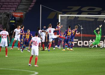 فيديو إشبيلية يسجل هدف ا مبكر ا وكوتينيو يدرك التعادل لـ برشلونة بعد دقيقتين