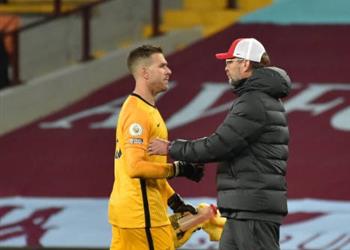 كلوب يدافع عن أدريان بعد الهزيمة التاريخية أمام أستون فيلا لم نساعده اليوم