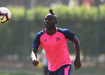 رزاق سيسيه ليس لدي وكلاء في مصر والزمالك يملك تحديد مصيري