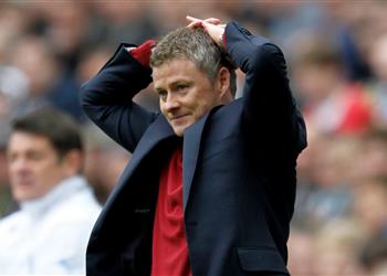 سكاي واتفورد يصدم مانشستر يونايتد على طريقة برشلونة وديمبلي