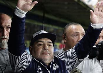 مارادونا ي علن لست مصاب ا بـ فيروس كورونا