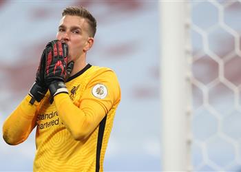 نجم إنجلترا السابق ينصح ليفربول بضم حارس جديد بعد سباعية أستون فيلا