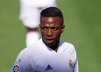 حوار فينيسيوس بنزيما مثلي الأعلى في ريال مدريد والتتويج بالثلاثية أكبر أحلامي