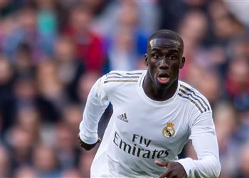 استدعاء فيرلاند ميندي من ريال مدريد بعد إصابة لاعب فرنسا بـ كورونا