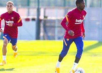 عثمان ديمبلي يتخذ خطوة غير مسبوقة لإرضاء كومان