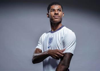 ملكة إنجلترا تمنح راشفورد وسام الإمبراطورية