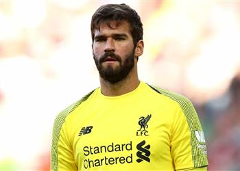 ستوك سيتي يمنح ليفربول فرصة ذهبية لضم بديل أليسون