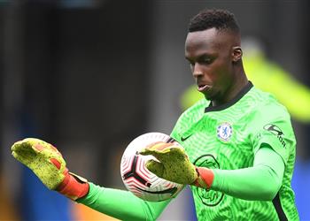 إدوارد ميندي يوجه رسالة إلى جماهير تشيلسي بعد إصابته مع السنغال