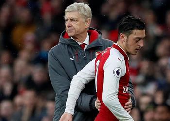 فينجر عدم مشاركة أوزيل مع آرسنال لغز بالنسبة لي