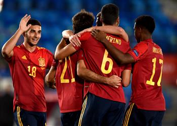 موعد والقنوات الناقلة ومعلقي مباراة إسبانيا وأوكرانيا اليوم في دوري الأمم الأوروبية