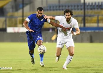 محمود علاء يطمئن طبيب الزمالك قبل مواجهة الرجاء